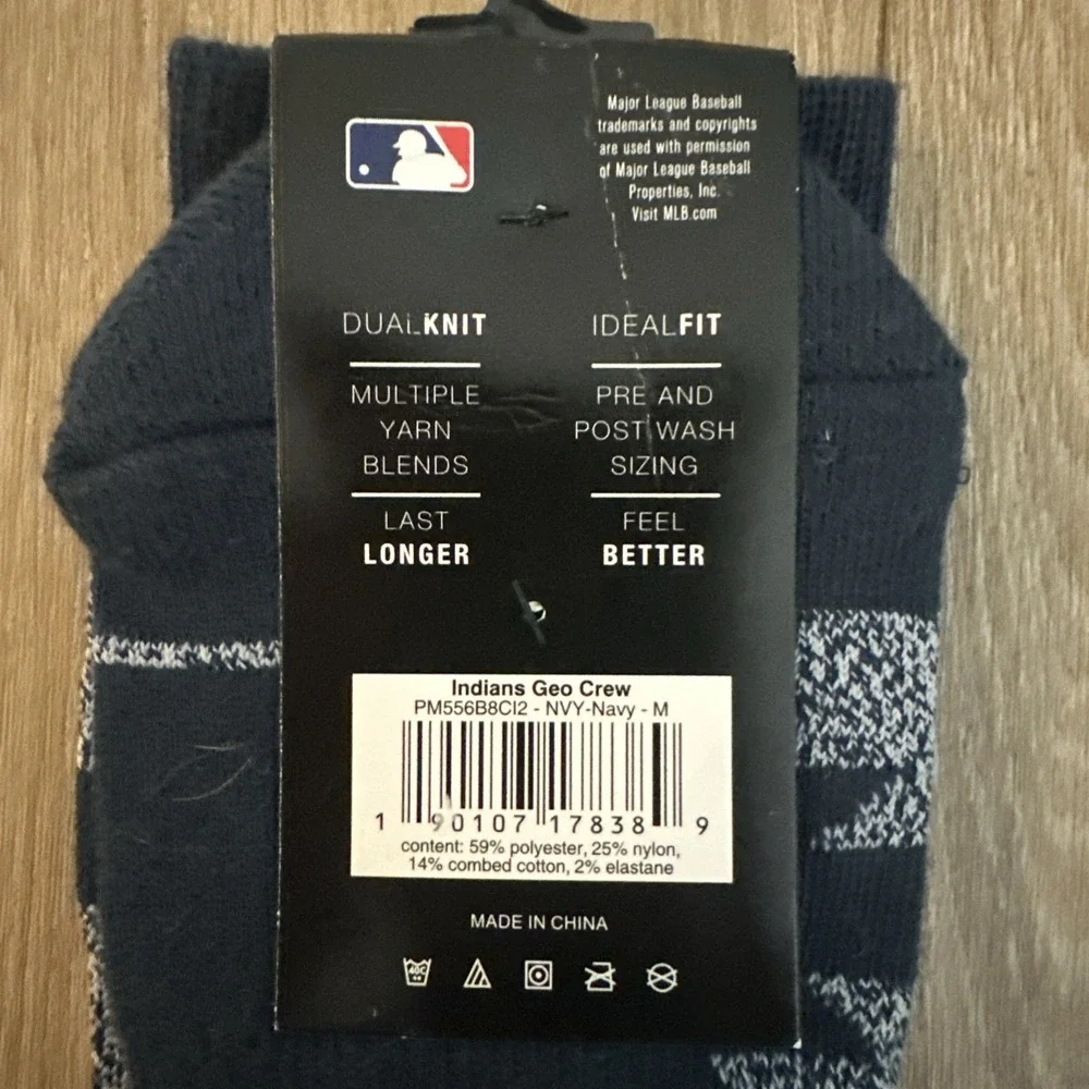 CLEVELAND INDIANS GEO CREW SOCKS PKWY Baseball WOMEN 3-8 YOUTH 1-6 NAVY